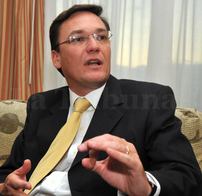 http://cdn.latribuna.hn/wp-content/uploads/2012/01/Pablo-Wagner.jpg
