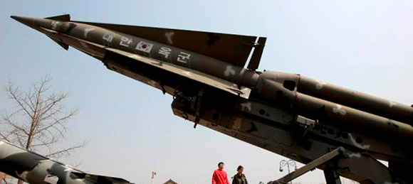 <p>Estados Unidos urgió hoy a Corea del Norte a actuar con “moderación” tras el lanzamiento...&nbsp;<a href='http://www.latribuna.hn/2013/05/18/eeuu-urge-a-corea-del-norte-a-la-moderacion-tras-lanzamiento-de-tres-misiles/'></a></p>http://www.latribuna.hn/wp-content/uploads/2013/05/MISILES-580.jpg