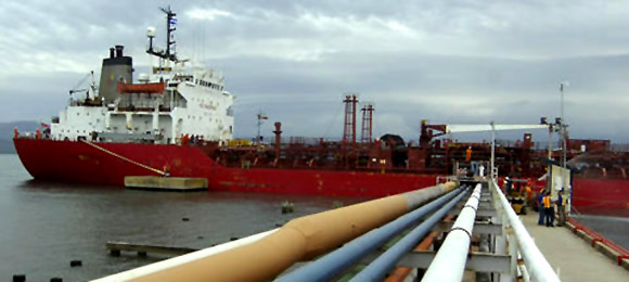 <p>El ex viceministro de la Secretaría de Industria y Comercio (SIC), Juan José Cruz, estimó el viernes...&nbsp;<a href='http://www.latribuna.hn/2013/05/18/fondos-de-petrocaribe-rondarian-130-millones/'></a></p>http://www.latribuna.hn/wp-content/uploads/2013/05/petro-billete-580.jpg