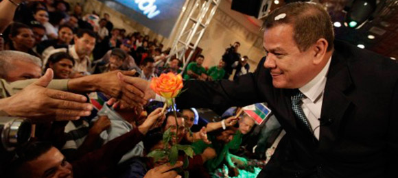 <p>El Partido Alianza Patriótica (PAP), celebra hoy en Tegucigalpa, capital de Honduras, la unidad del...&nbsp;<a href='http://www.latribuna.hn/2013/05/19/pap-celebra-en-tegucigalpa-pacto-que-marca-la-ruta-de-unidad/'></a></p>http://www.latribuna.hn/wp-content/uploads/2013/05/romeo-5801.jpg