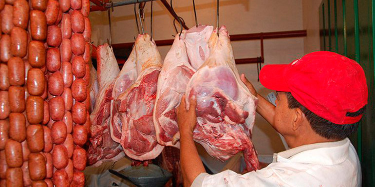 Piden frenar aumentos a la carne de cerdo y frijoles