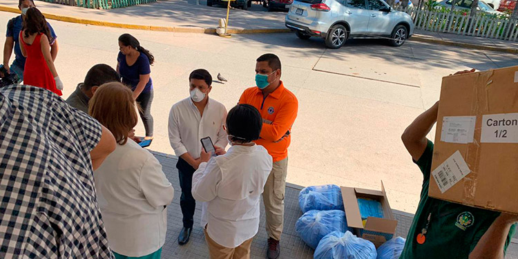 Distribuyen más de 10 mil kits de protección e insumos en hospitales