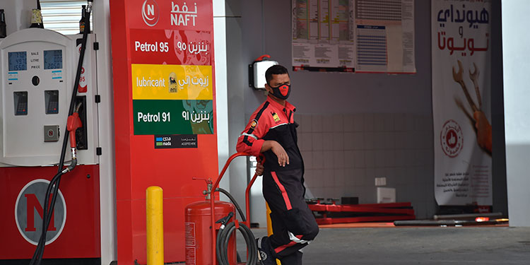Precio del petróleo vuelve a caer