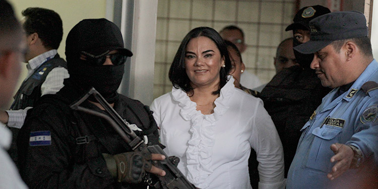 Repetirán juicio contra exprimera dama de Honduras, Rosa Bonilla de Lobo (Vídeo)