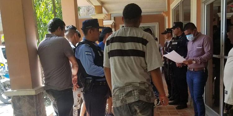 Trece detenidos por violentar medidas contra el COVID-19