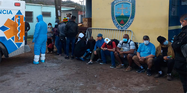A cuarentena en la Villa Olímpica hondureños que ingresaron por Las Manos