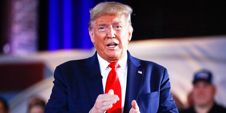 Dios puede ser herido, pero no como afirma Trump, según los teólogos