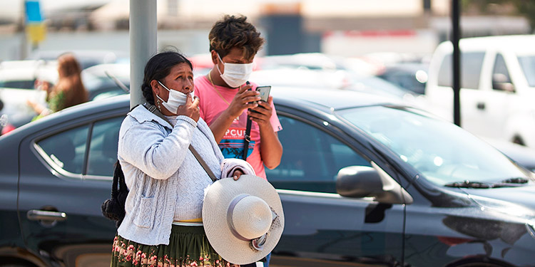 Perú prohíbe las reuniones de más 300 personas ante brote de coronavirus