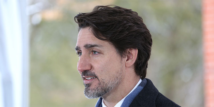 Un llamado del primer ministro de Canadá a permanecer en casa se hace viral (Video)