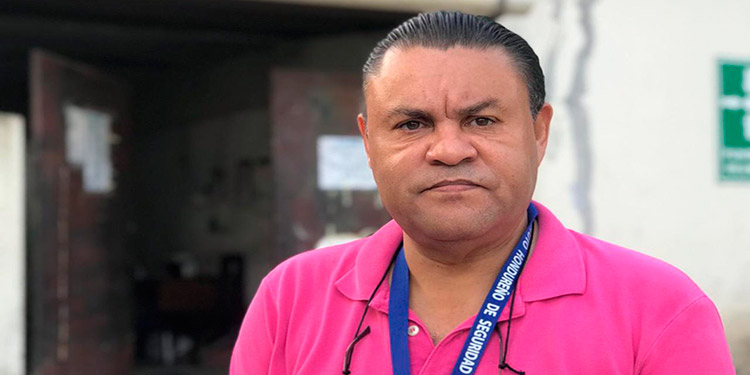 Más contagios de médicos los obliga a pedir relevos