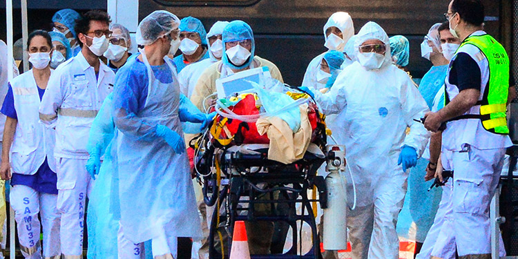 Francia: Encuesta revela hartazgo de enfermeros por pandemia