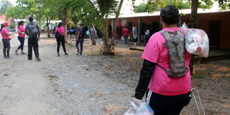 Operación 'Honduras Solidaria' sigue con entregas de alimento en municipios (Vídeo)