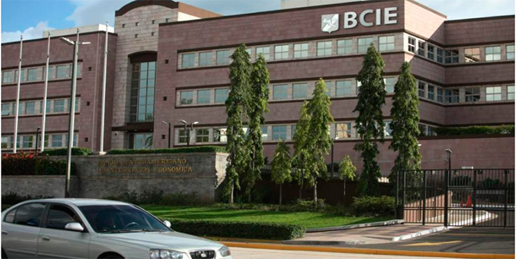 BCIE prepara fondo de auxilio para empresas y medios de comunicación