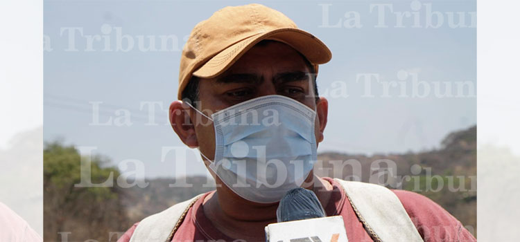 Camión desenfrenado cae a hondonada en el Anillo Periférico 