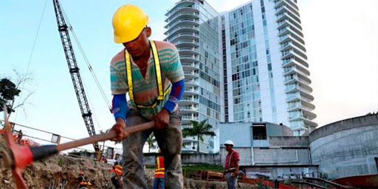 Sector construcción se alista para reanudar las actividades