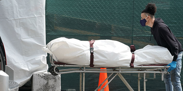 Más de 2.100 muertos en EEUU en 24 horas