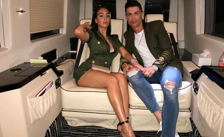Cristiano Ronaldo apura vuelta a Italia con cuarentenas y fiestas polémicas