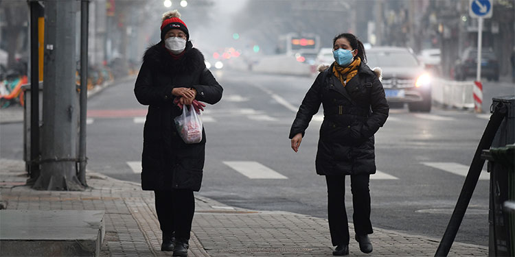 EEUU acusa a China de aprovechar el virus para ampliar su influencia regional