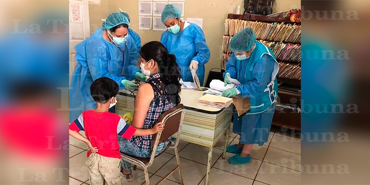 Asociación de enfermeras reporta 15 miembros positivos por COVID-19 y 40 aislados