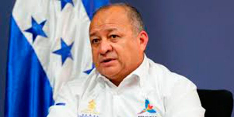 Ministro de Seguridad: "Esperamos que apertura de ferreterías tenga un buen resultado"