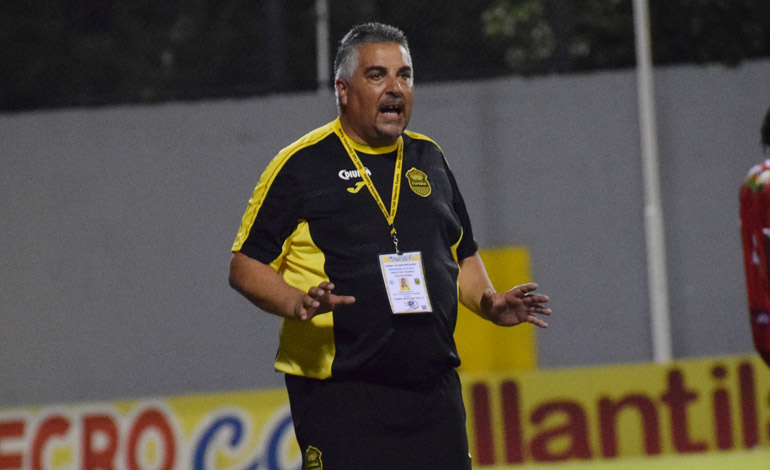 Técnico de Real España regresa a su país