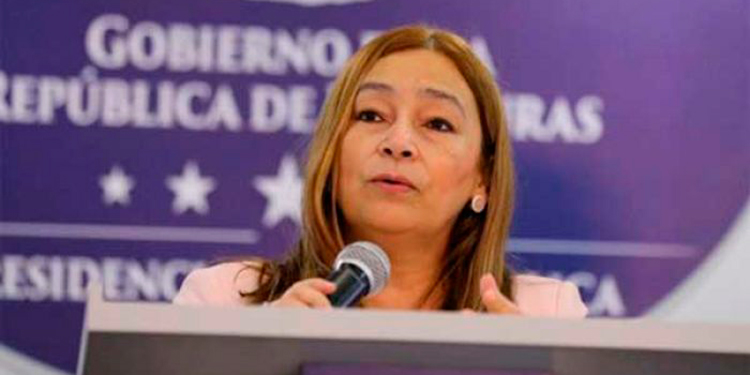 Gobierno confirma renuncia de Rocío Tábora como ministra de Finanzas