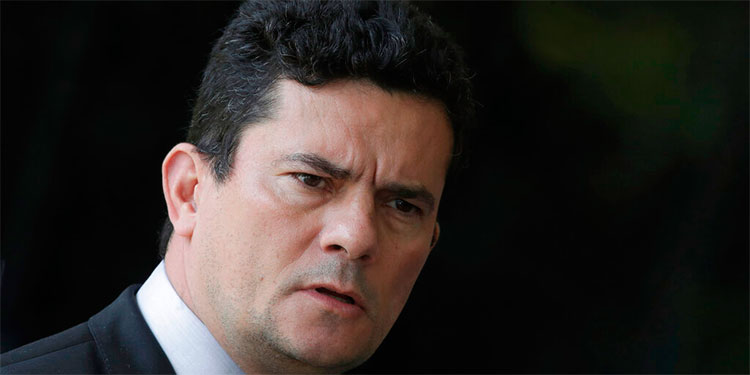 Moro renuncia, insinúa una traición de Bolsonaro y deja herido al Gobierno