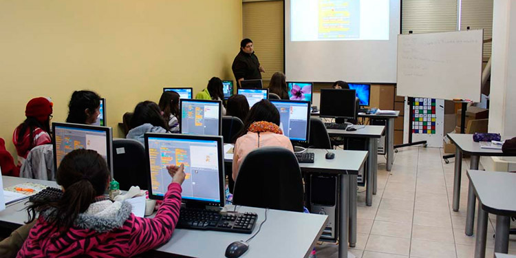 Padres pueden hacer arreglos de pago para clausuras escolares