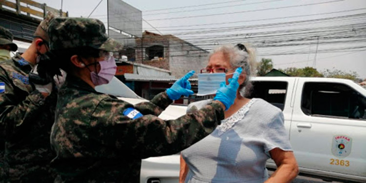 Repartidas entre pobladores miles de mascarillas y caretas