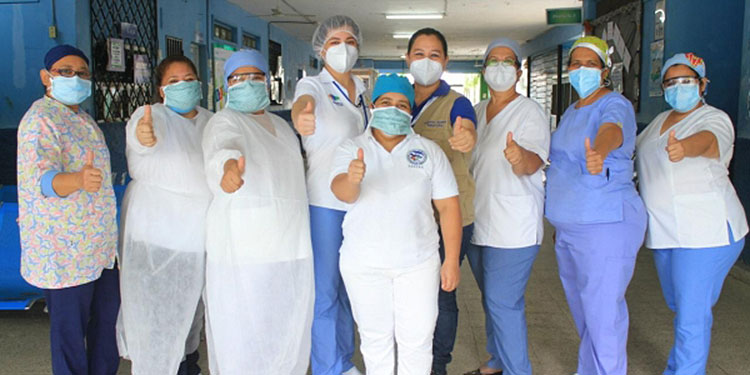 Aprueban decreto para dar permanencia a personal sanitario y administrativo de Salud