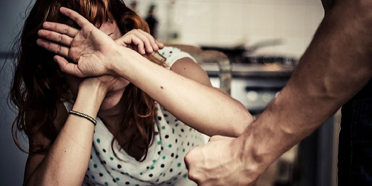 Al menos 300 mujeres víctimas de violencia han escapado de sus verdugos en casas refugio