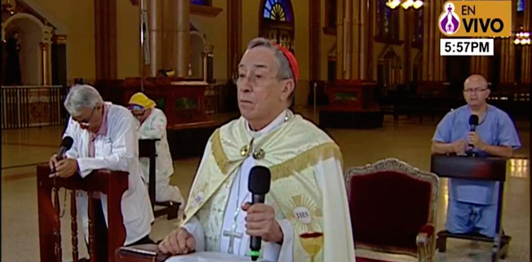Cardenal realiza el rosario a Santa María de Suyapa virtual por la salud de los enfermos