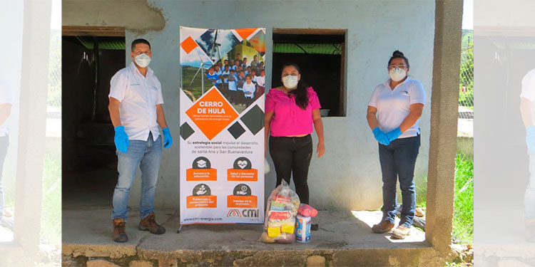 Parque Eólico entrega víveres en comunidades de Santa Ana y San Buenaventura