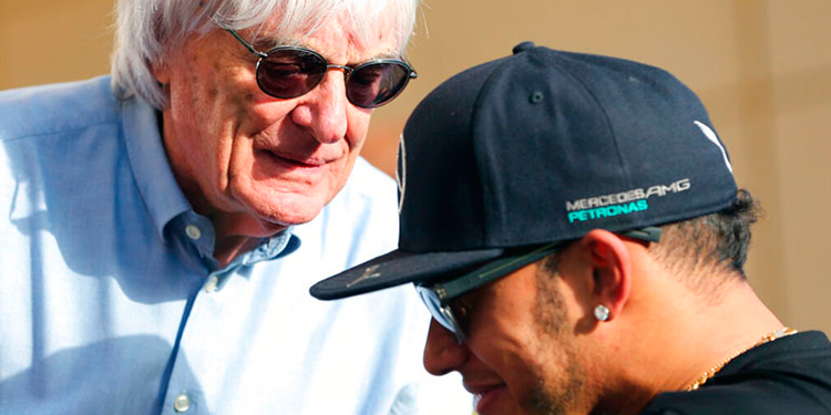 Hamilton, triste por comentarios de Ecclestone sobre racismo