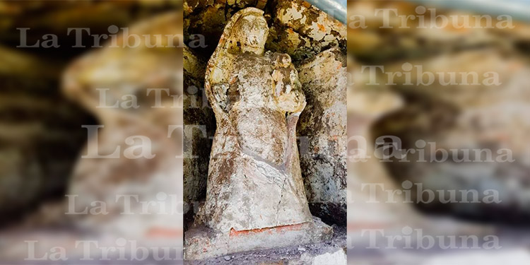 Descubren otra imagen religiosa oculta en antigua iglesia católica de Sensenti, Ocotepeque