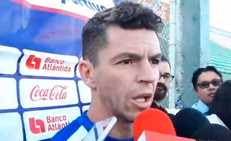 Matías Garrido sorprendido por el buen nivel del fútbol hondureño