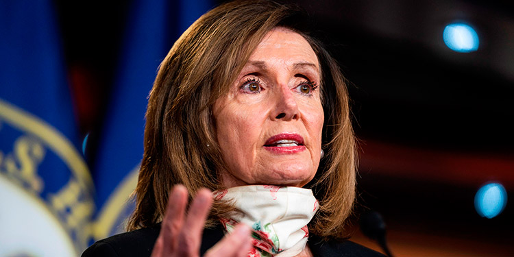 Pelosi rechaza propuesta de Casa Blanca de ayuda por COVID