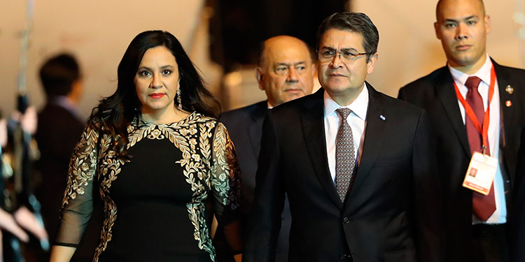 Pareja presidencial hondureña primeros en Latinoamerica en dar positivo al COVID-19