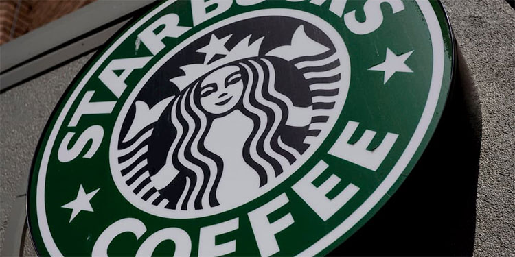 Starbucks suspende publicidad en redes sociales para protestar contra odio racial