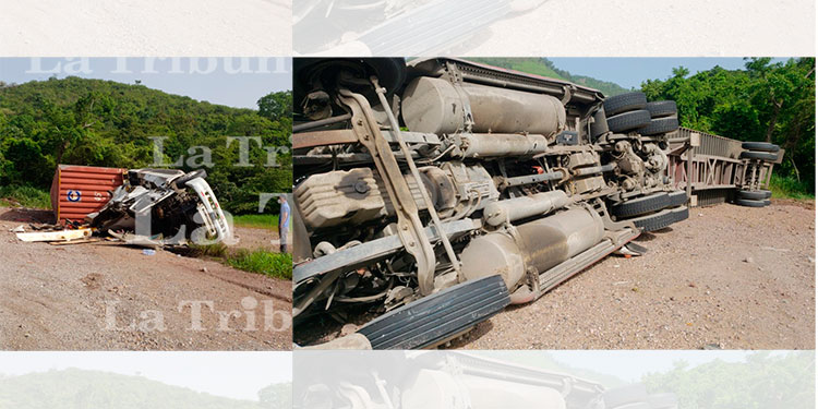 Así fue el volcamiento de rastra en carretera a occidente (Video)