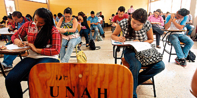 Más de 50 mil estudiantes matriculados en la UNAH