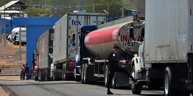 Honduras aplica medidas de reciprocidad a transportistas ticos