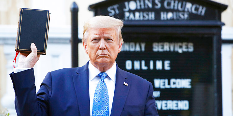 Trump dice que él hizo famoso el Juneteenth