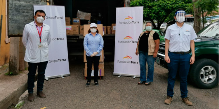 Grupo y Fundación Terra entregan manómetros a Hospital San Felipe