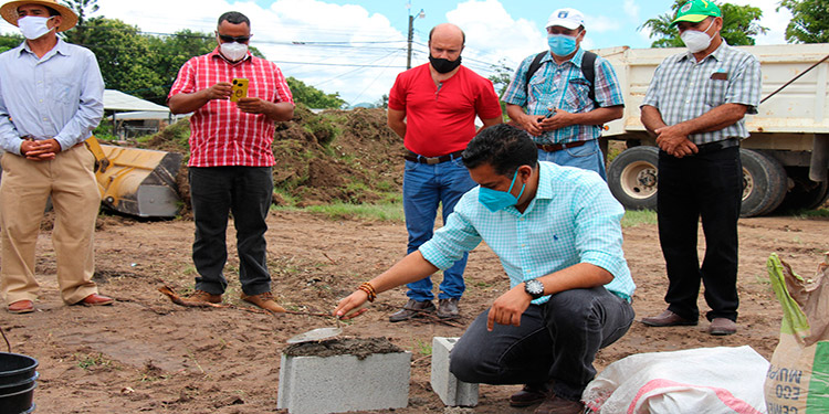 Inicia construcción de la Plaza del Artesano
