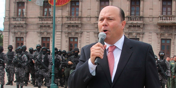 Exgobernador es detenido