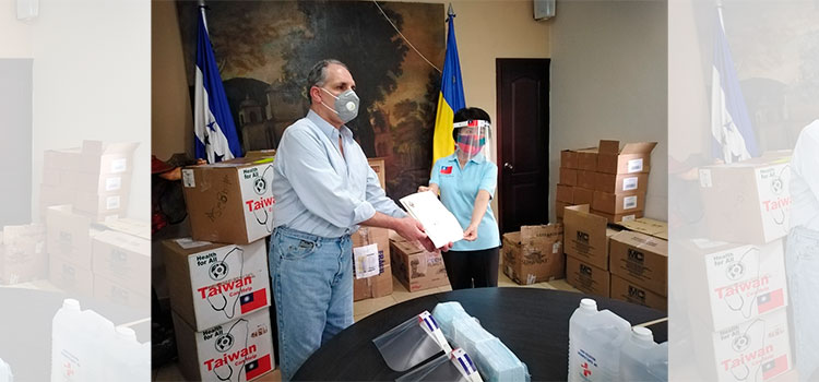 AMDC recibe materiales de bioseguridad de la embajada de Taiwán