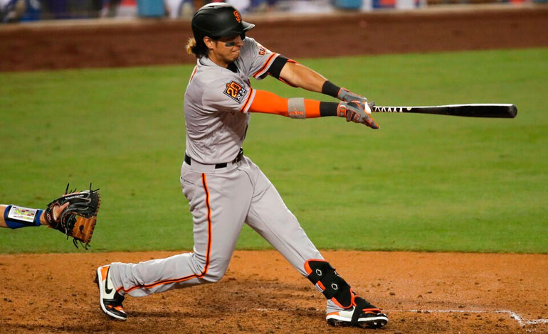 Mauricio Dubón guió a segunda victoria a los Gigantes