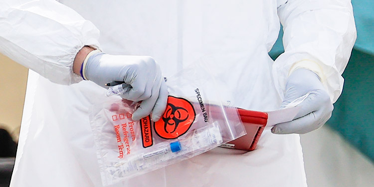 ICE amplía sus pruebas de coronavirus en centros de detención de familias