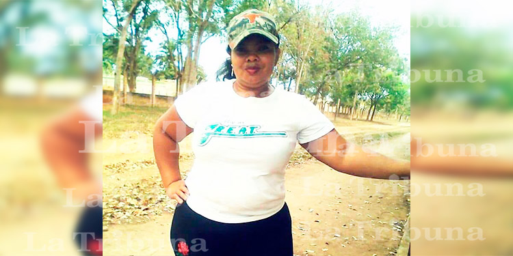 Ama de casa es ultimada a balazos dentro de taxi en Olancho